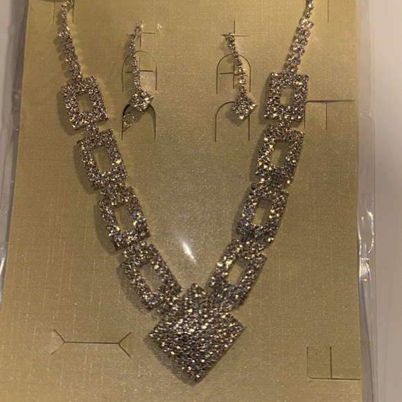 Best Gift Rhinestone Jewelry Set - Picture 6 of 6